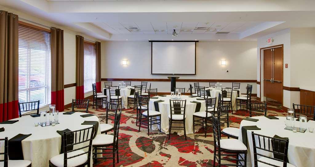 Doubletree By Hilton Raleigh-Cary Ξενοδοχείο Ανέσεις φωτογραφία