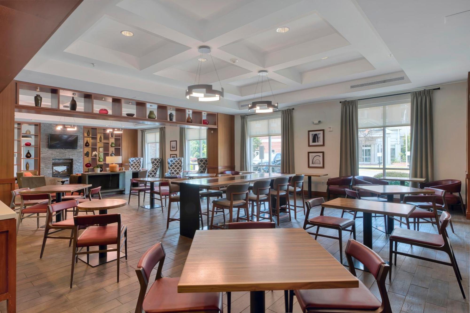 Doubletree By Hilton Raleigh-Cary Ξενοδοχείο Εξωτερικό φωτογραφία