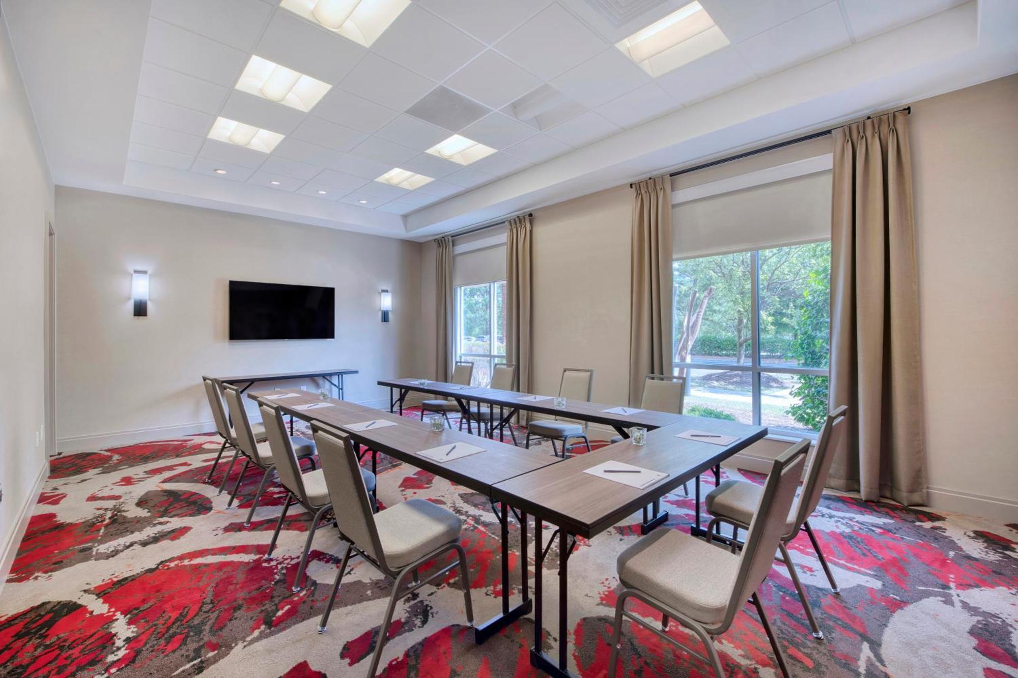 Doubletree By Hilton Raleigh-Cary Ξενοδοχείο Εξωτερικό φωτογραφία