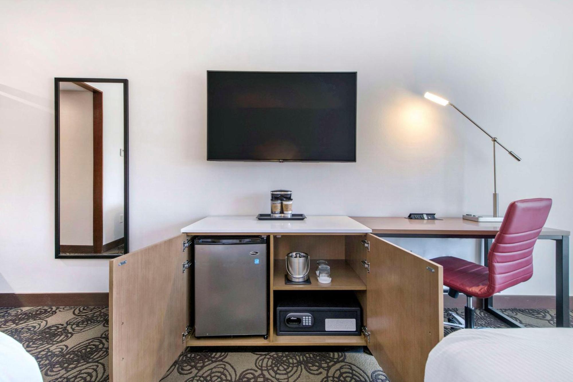 Doubletree By Hilton Raleigh-Cary Ξενοδοχείο Εξωτερικό φωτογραφία